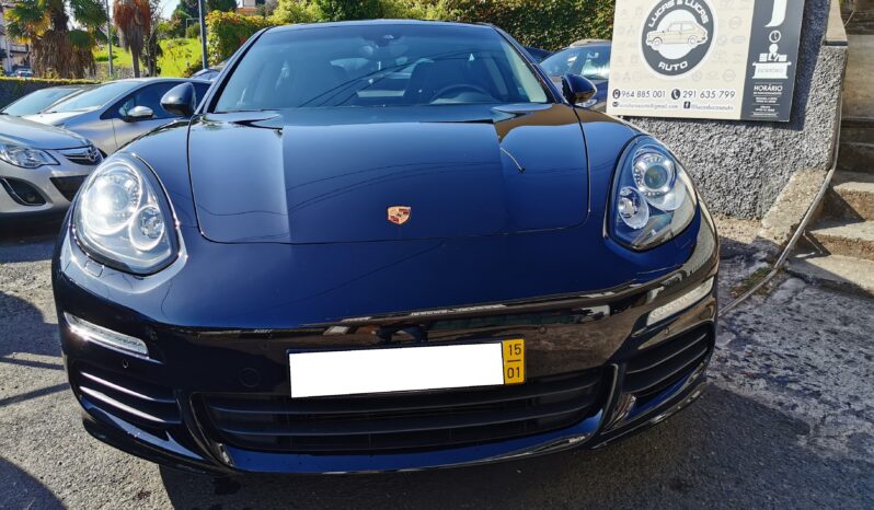 Porsche Panamera 3.0D completo