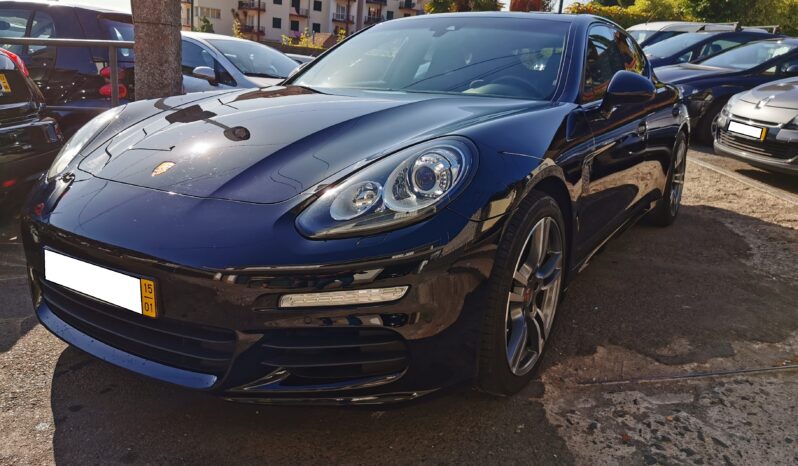 Porsche Panamera 3.0D completo