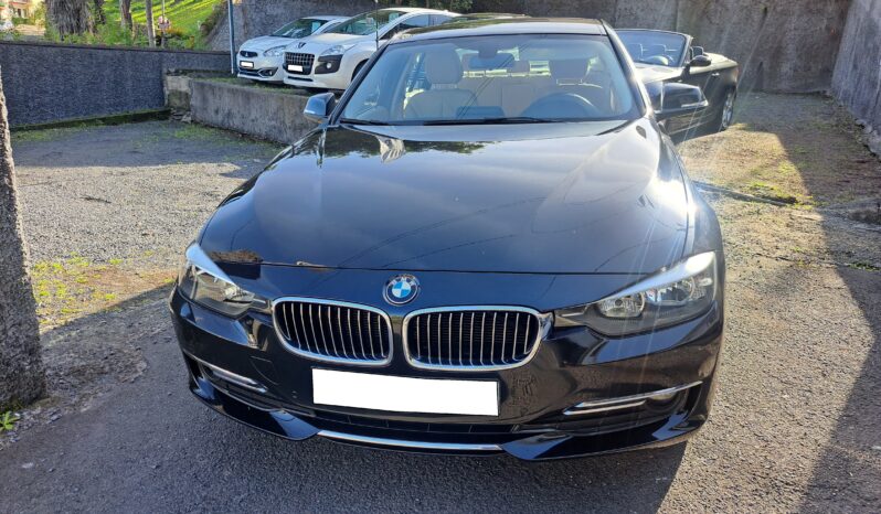 BMW 320D Luxury F30 completo