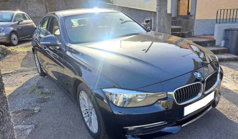 BMW 320D Luxury F30 completo
