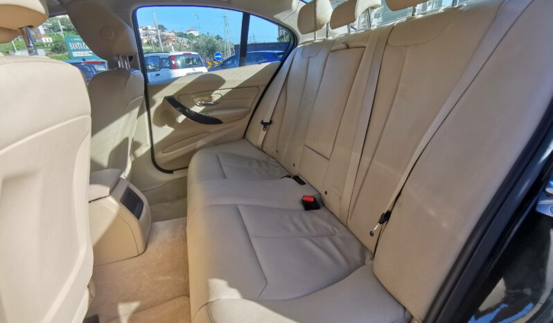 BMW 320D Luxury F30 completo