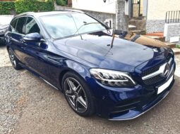 Mercedes-Benz C180D AMG completo