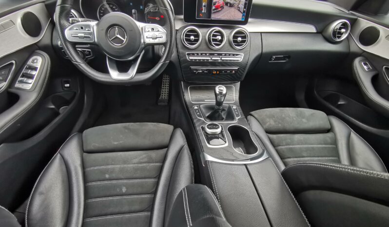 Mercedes-Benz C180D AMG completo